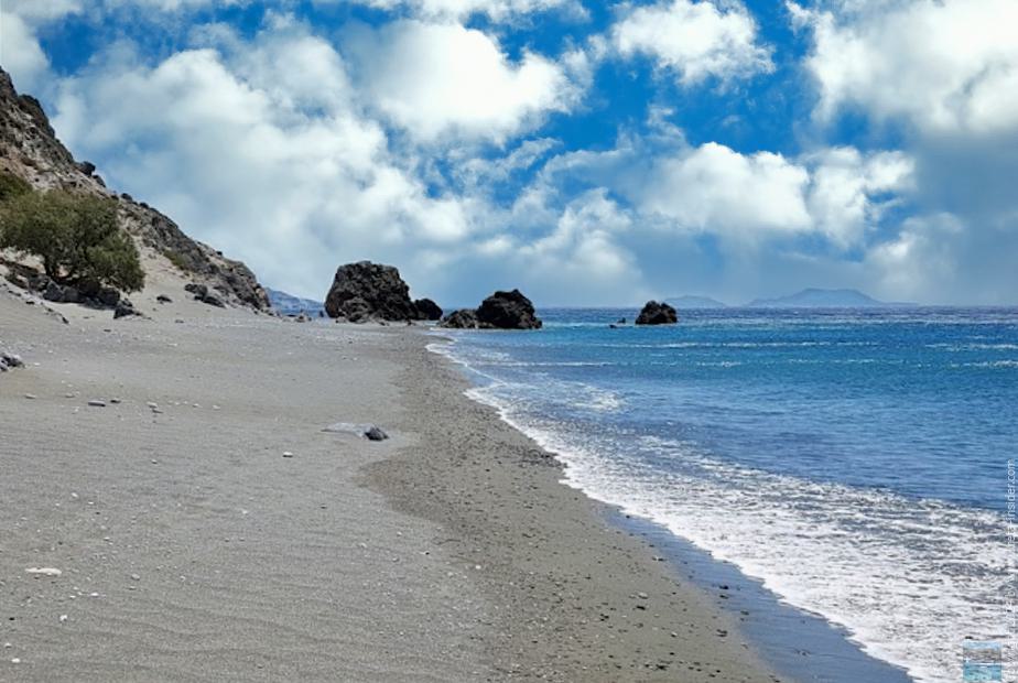 Gialopotamos Beach