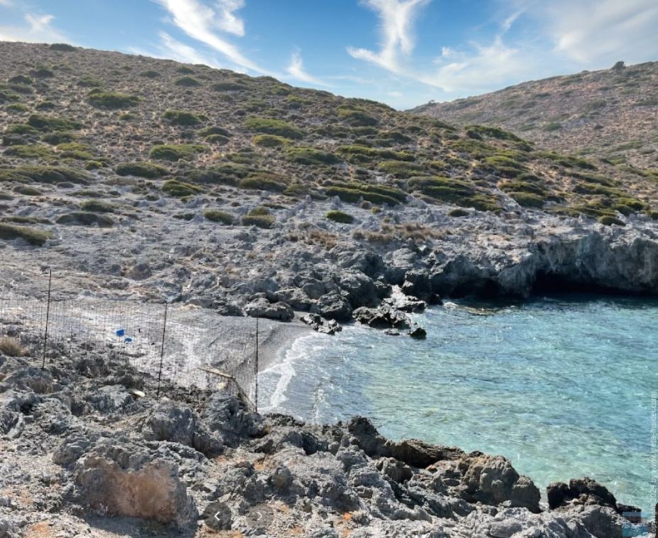 Legamenis Beach
