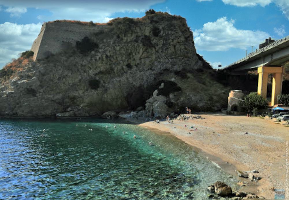 Palaiokastro Beach
