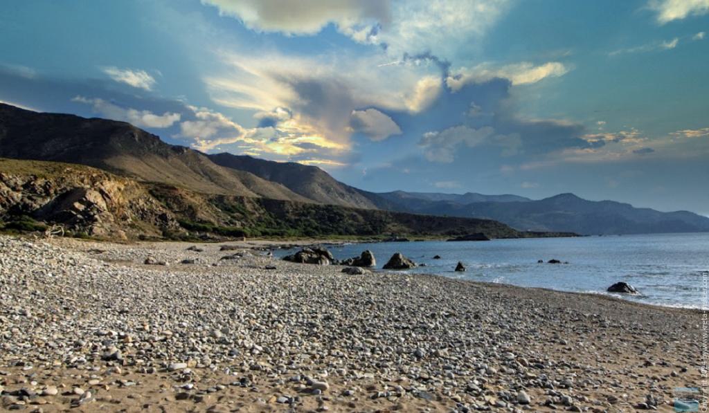 Kokkina Gkremna Beach