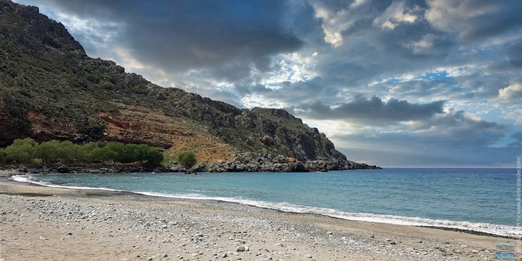 Sfinari Beach