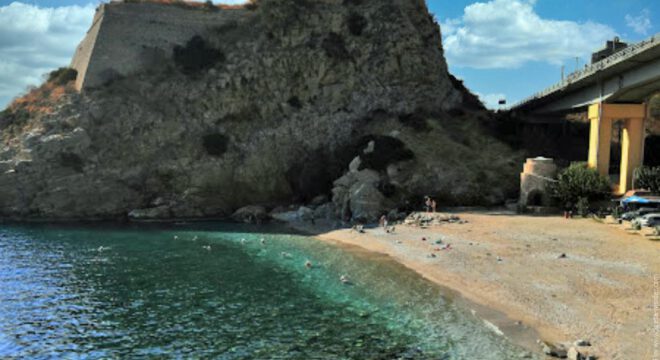Palaiokastro Beach