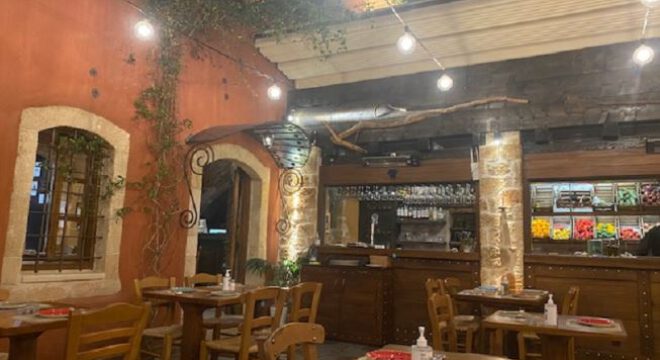 Retaurant-Avli-Malia-2