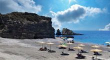 Sindonia Beach