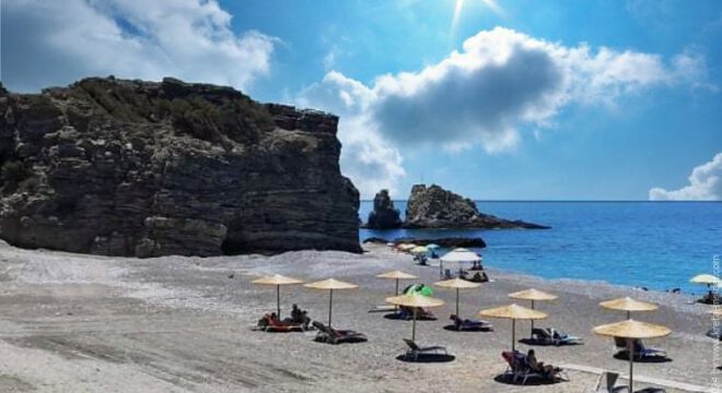 Sindonia Beach