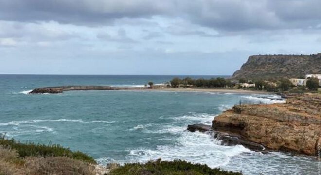app-MpoufosBeach1