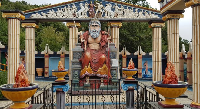 app-Mythologischer Themenpark (2)