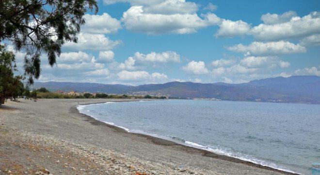 app-Tavronitis Beach1